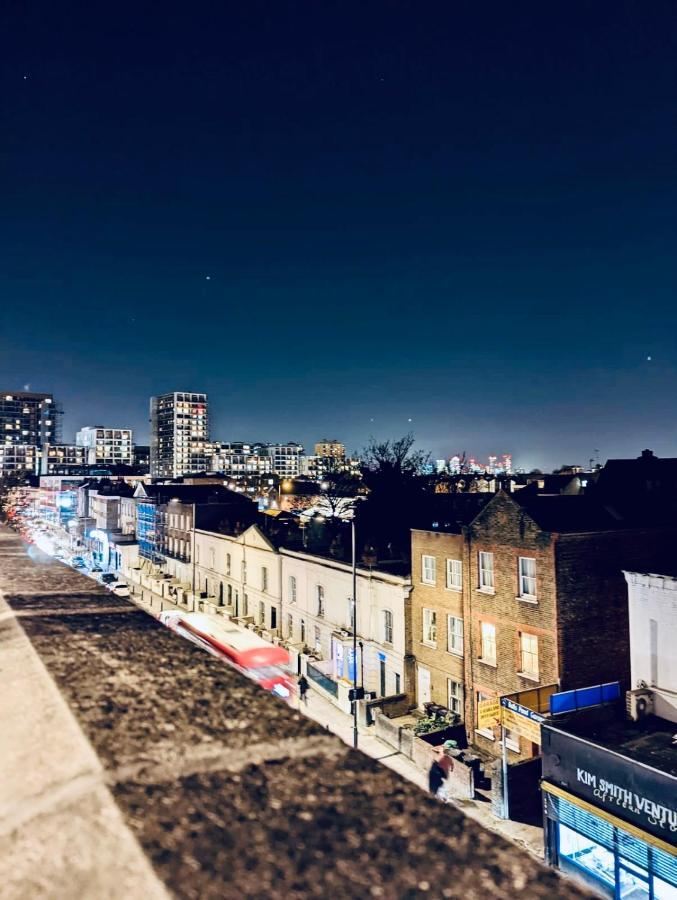 Duke And Duchess Apartments And Rooms - Private In Room Hot Tub Suites London Exterior photo
